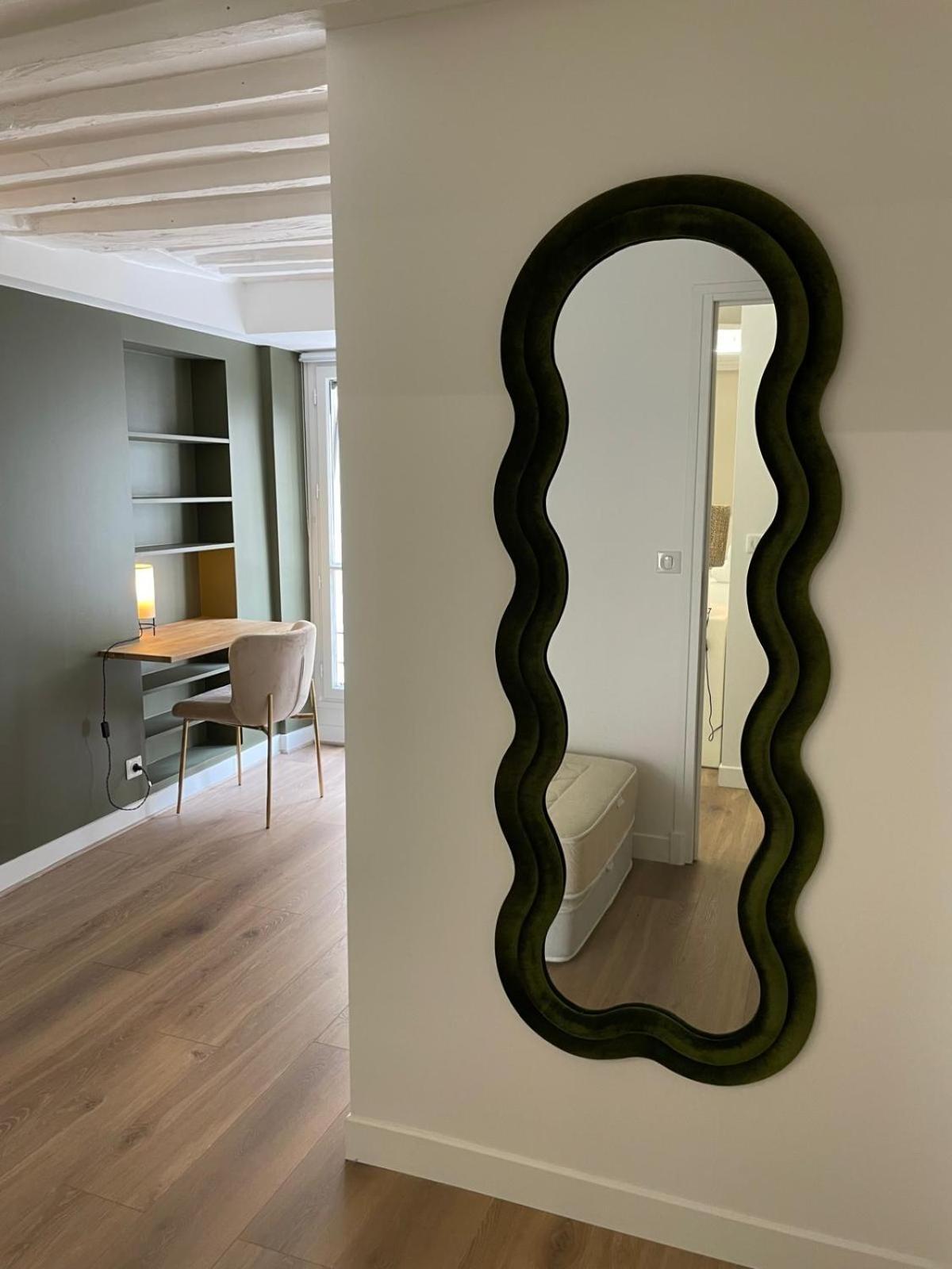 4 Pieces Charme Paris Centre Apartment Luaran gambar