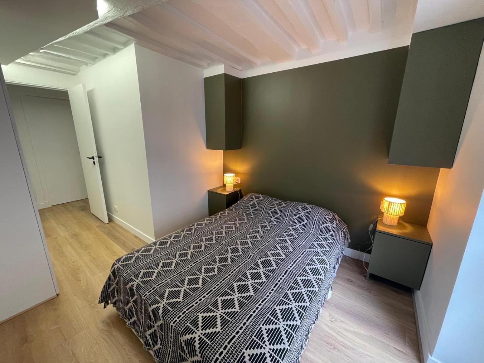 4 Pieces Charme Paris Centre Apartment Luaran gambar